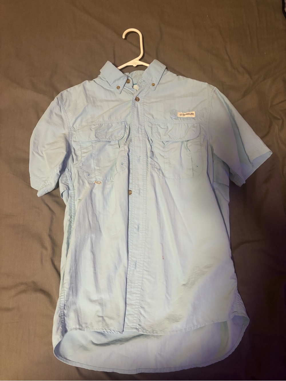 Magellan Outdoors Light Blue Short-Sleeve Button-Down Shirt